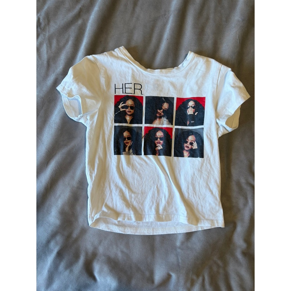 H.E.R. Official Sony Music Graphic T-Shirt White Small 7HER93050F